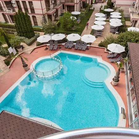 아파트호텔 Tarsis Club & Aquapark 4*