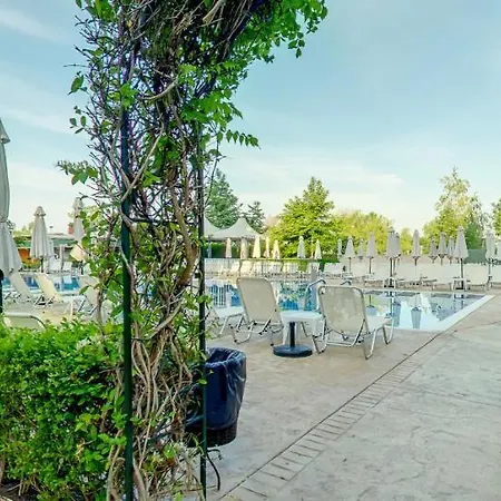 Apart-hotel Tarsis Club & Aquapark
