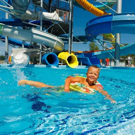 Tarsis Club & Aquapark Apart-hotel Sunny Beach