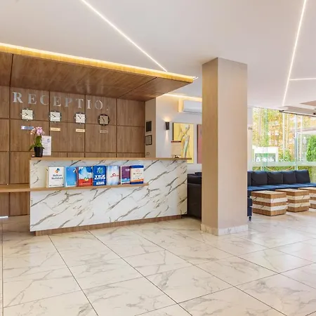 Apart-hotel Tarsis Club & Aquapark Sunny Beach
