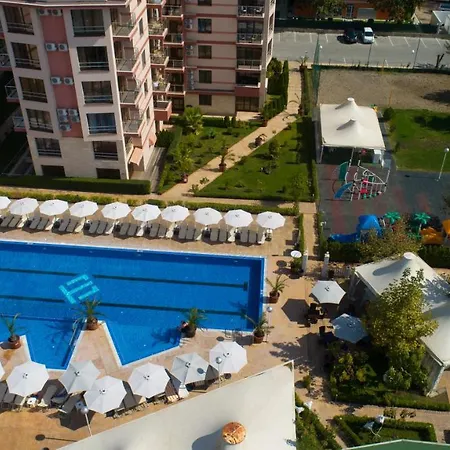 Tarsis Club & Aquapark Apart-hotel